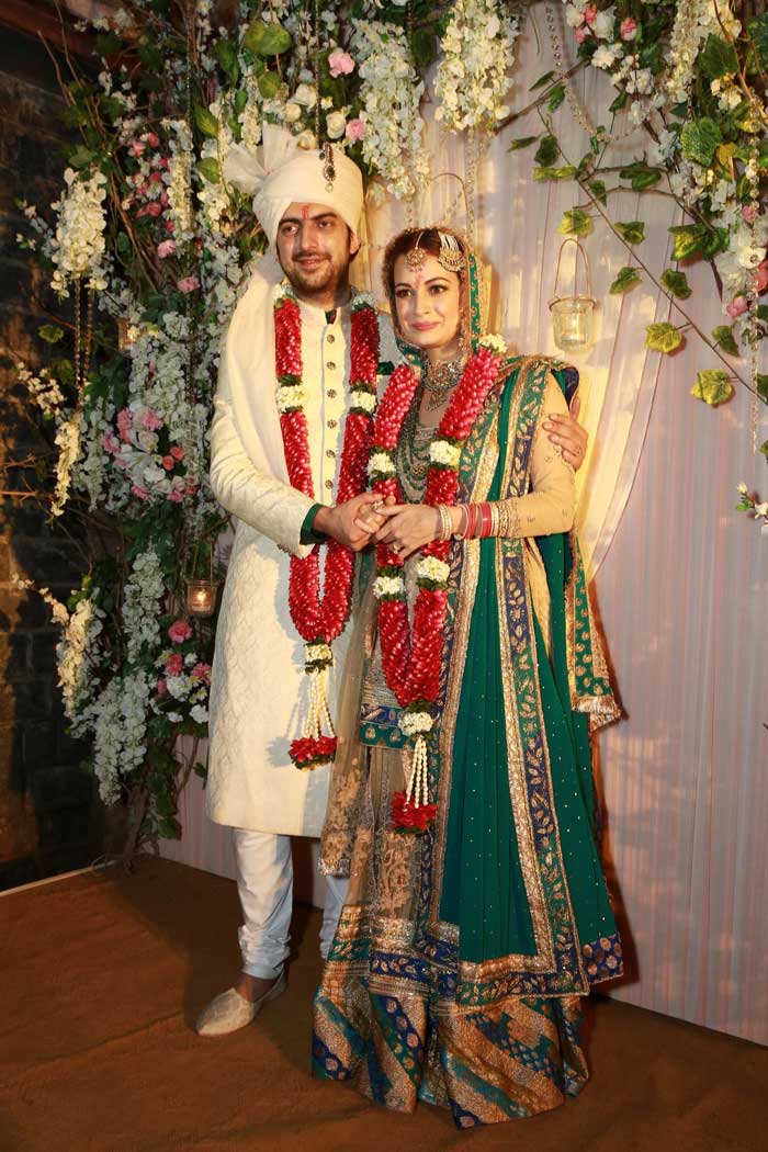 Dia Mirza married her long-time boyfriend, producer Sahil Sangha, in an extravagant ceremony in New Delhi on October 18, 2014. Dia was beautiful in a Ritu Kumar ensemble and Sahil Sangha chose a Raghavendra Rathore achkan.