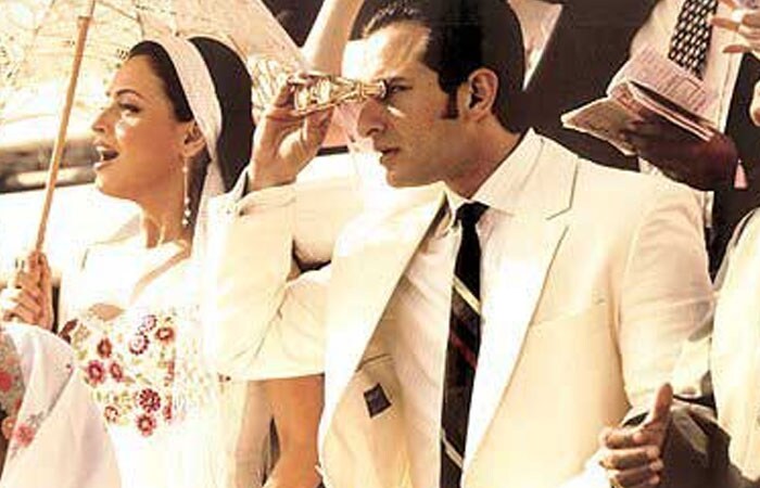 In 2005, Dia played the role of Gayatri in the superhit film <i>Parineeta</i>, an adaptation of Sarat Chandra Chattopadhyay's Bengali novel of the same name. It was a small role but Dia was convincing as the daughter of a rich businessman who becomes engaged to Shekhar, played by Saif Ali Khan.