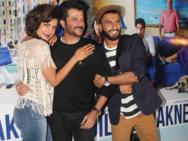 <i>Dil Dhadakne Do</i>'s Priyanka, Ranveer, Anil Sail Through Trailer Launch