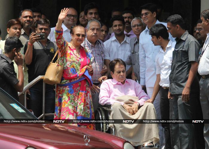 Dilip Kumar Leaves Hospital With Saira Banu by His Side