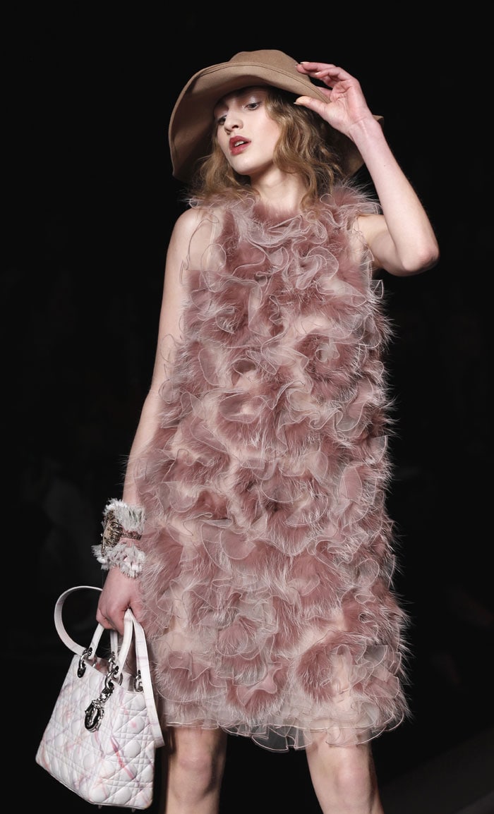 Galliano's swan song for the fashion house played on floral and pastel themes<br><bR><b>Pics</b>:<b><a href="http://www.ndtv.com/album/detail/gallianos-drama-and-brilliance-9250" ;="" style="color: rgb(0, 51, 153);">Galliano's Drama And Brilliance</a></b>