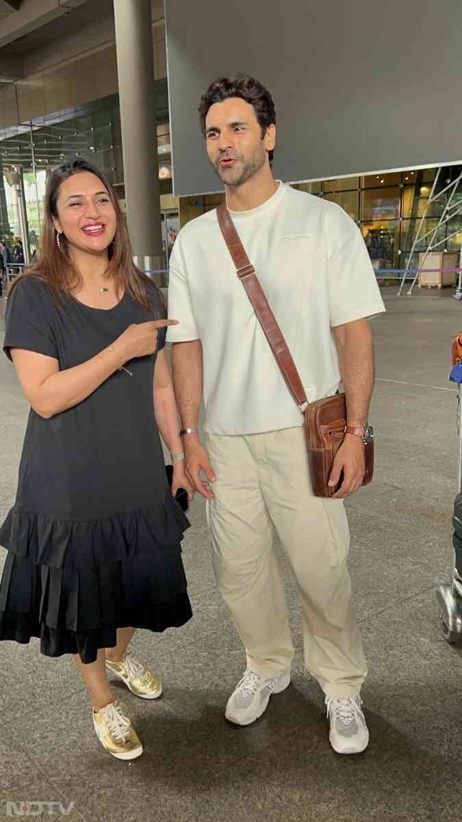 Divyanka Tripathi and Vivek Dahiya were all smiles for camera. (Image Courtesy: Varinder Chawla)