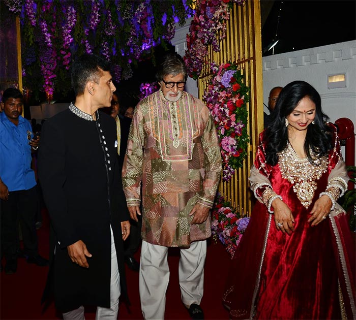 Diwali 2022: Amitabh Bachchan And Hrithik Roshan At Anand Pandit\'s Party