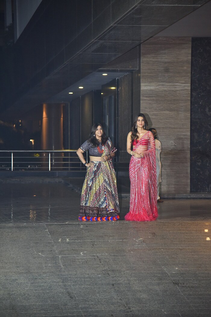 Diwali 2022: At Sonam Kapoor\'s Diwali Bash, Malaika-Arjun, Varun-Natasha, Aryan Khan And Other Stars