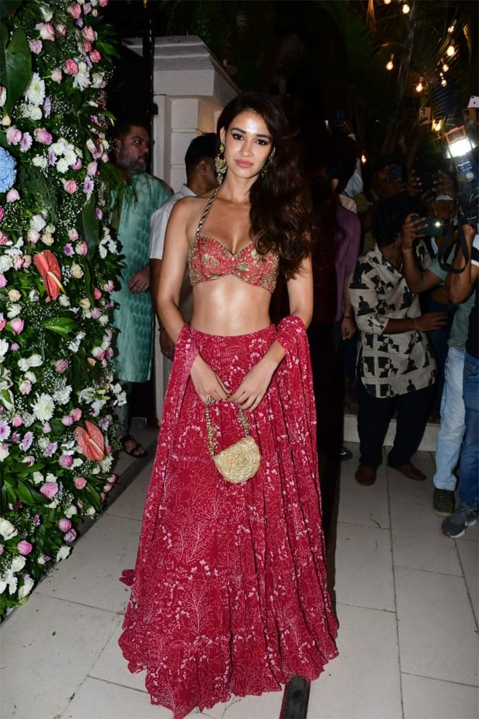 Disha Patani was a vision in a red lehenga. (Image Courtesy: Varinder Chawla)