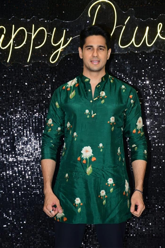 Sidharth Malhotra looked dapper in a green floral print kurta.(Image Courtesy: Instagram)