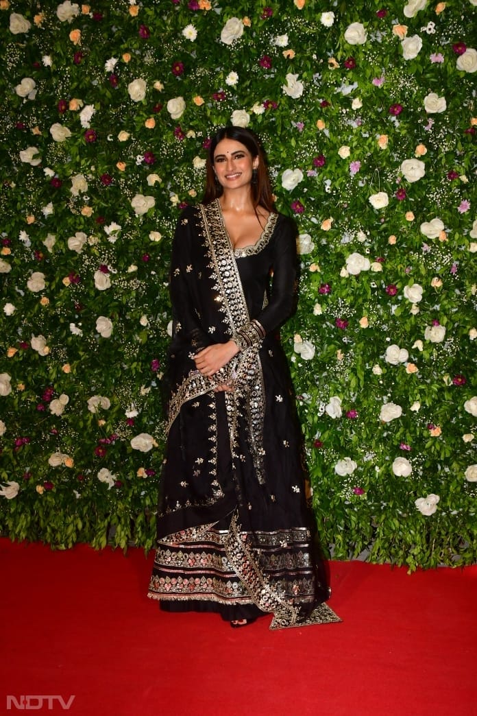 Palak Tiwari chose a black Anarkali suit (Image Courtesy: Varinder Chawla)