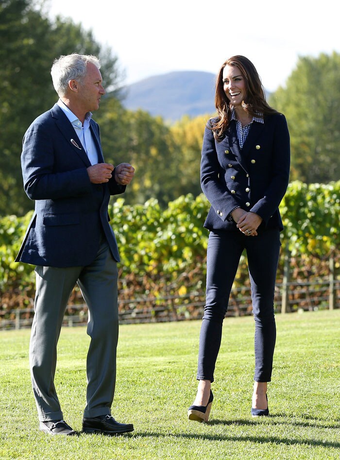 Kate Middleton cuts a fashionable figure Down Under