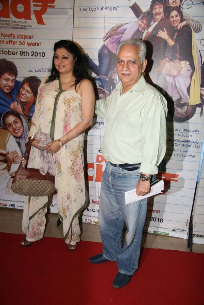 Stars at the premiere of <i>Do Dooni Chaar</i>