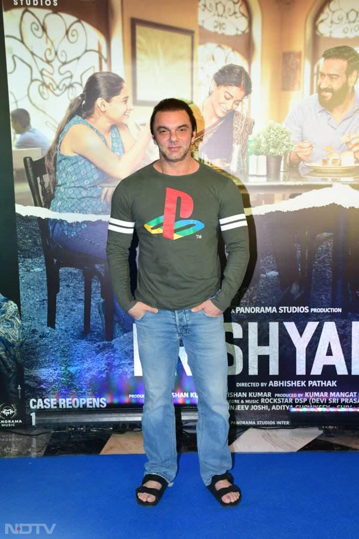 ‘Drishyam 2' screening: ‘दृश्यम 2' के स्क्रीनिंग इवेंट में शामिल हुए कई सितारे, देखें तस्वीरें