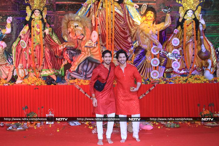 Katrina Kaif, Mouni Roy Celebrate Durga Puja In Their Festive Best