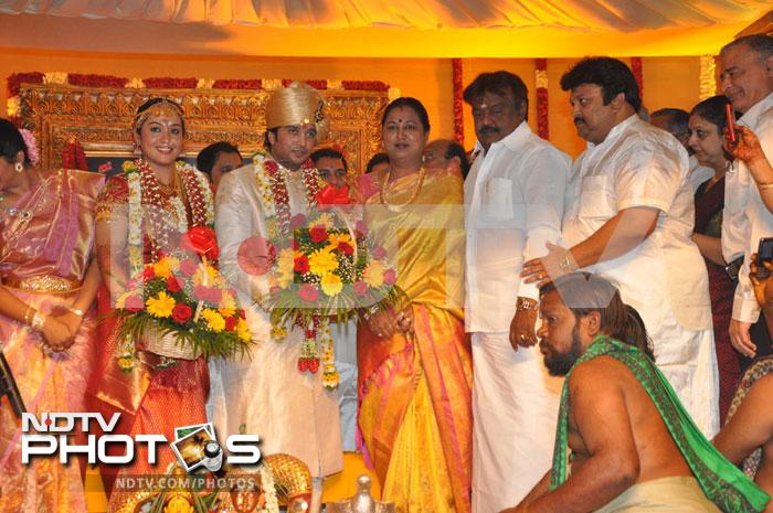Celebs at the wedding reception of Sivaji Ganesan\'s grandson