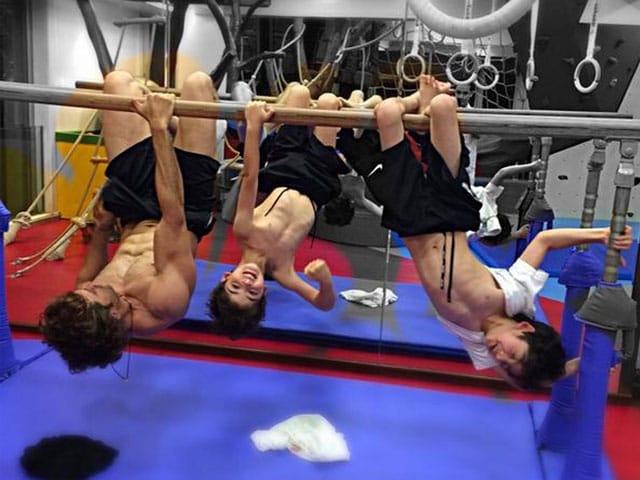 Photo : Hrithik Roshan's Sons Are His New Gym Buddies