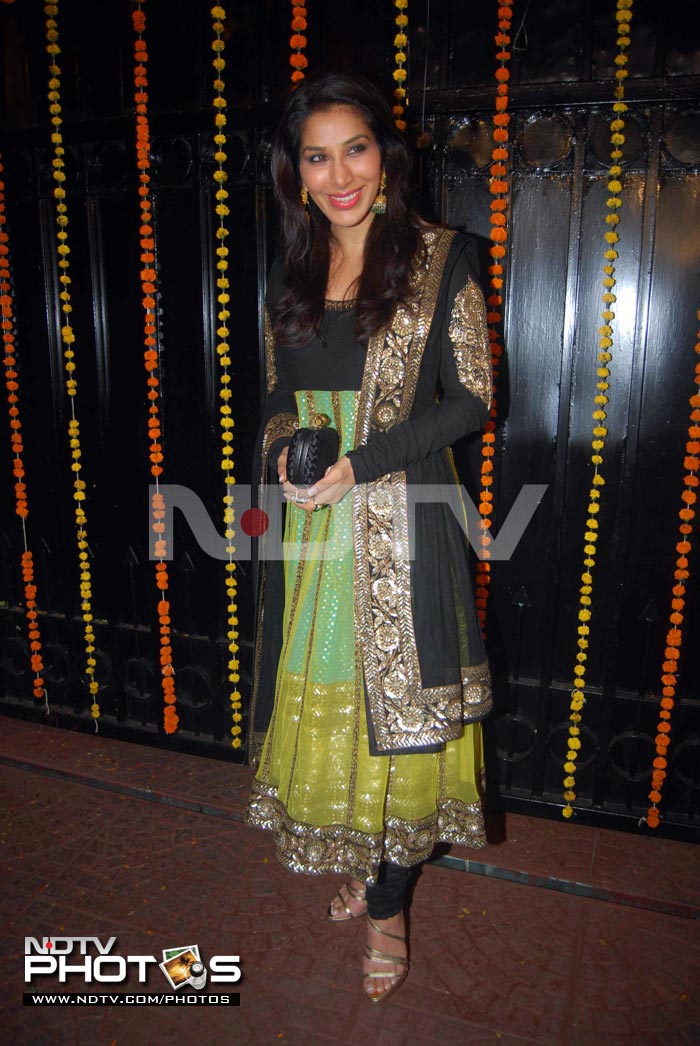 Stars at Ekta Kapoor\'s Diwali bash
