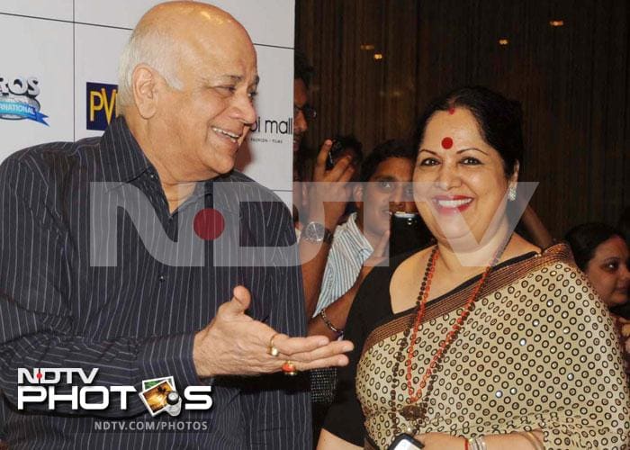 Shilpa Shetty's parents - Surendra and Sunanda Shetty share a laugh.