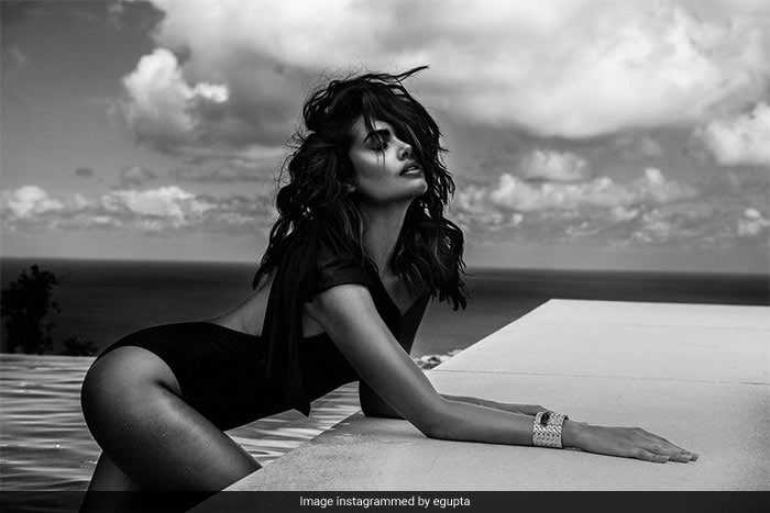 Esha Gupta Is Most Gorgeous Shot In Black And White