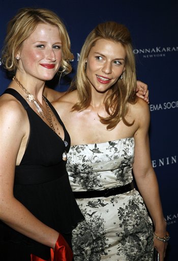 Actresses Mamie Gummer, left, and Claire Danes arrive at the premiere of Evening.