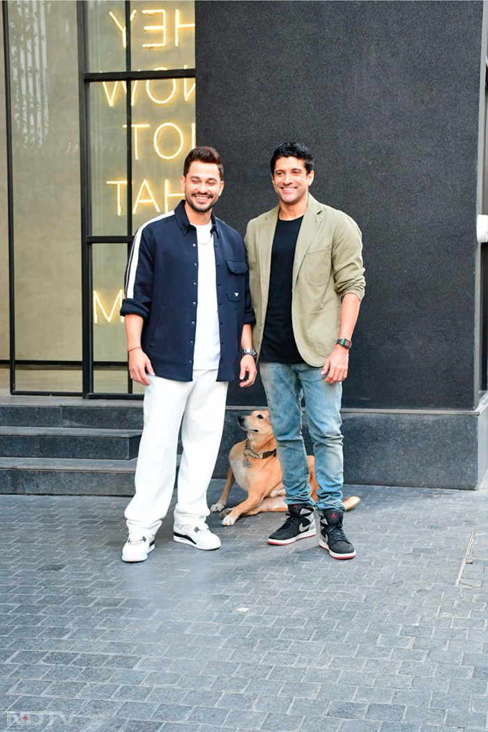 Farhan Akhtar And Kunal Kemmu Plus Dog On Madgaon Express Duty