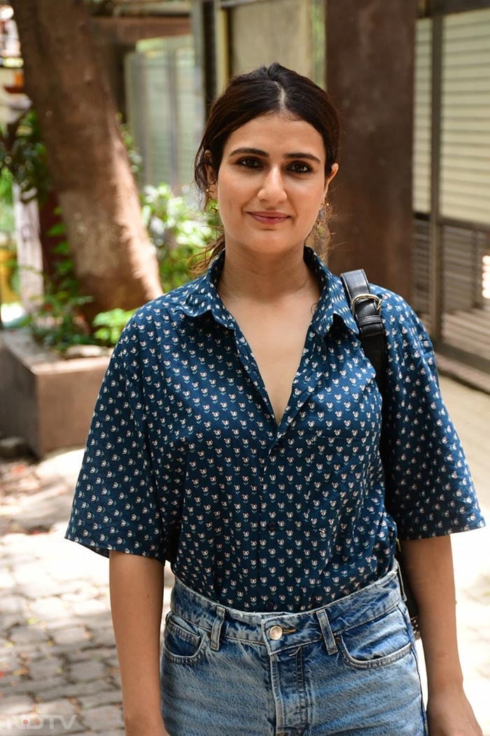 She was seen wearing a motif shirt with a pair of denims. (Image Courtesy: Varinder Chawla)