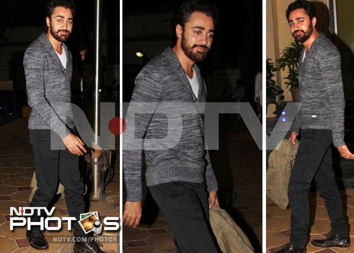 Imran\'s late night dinner with family