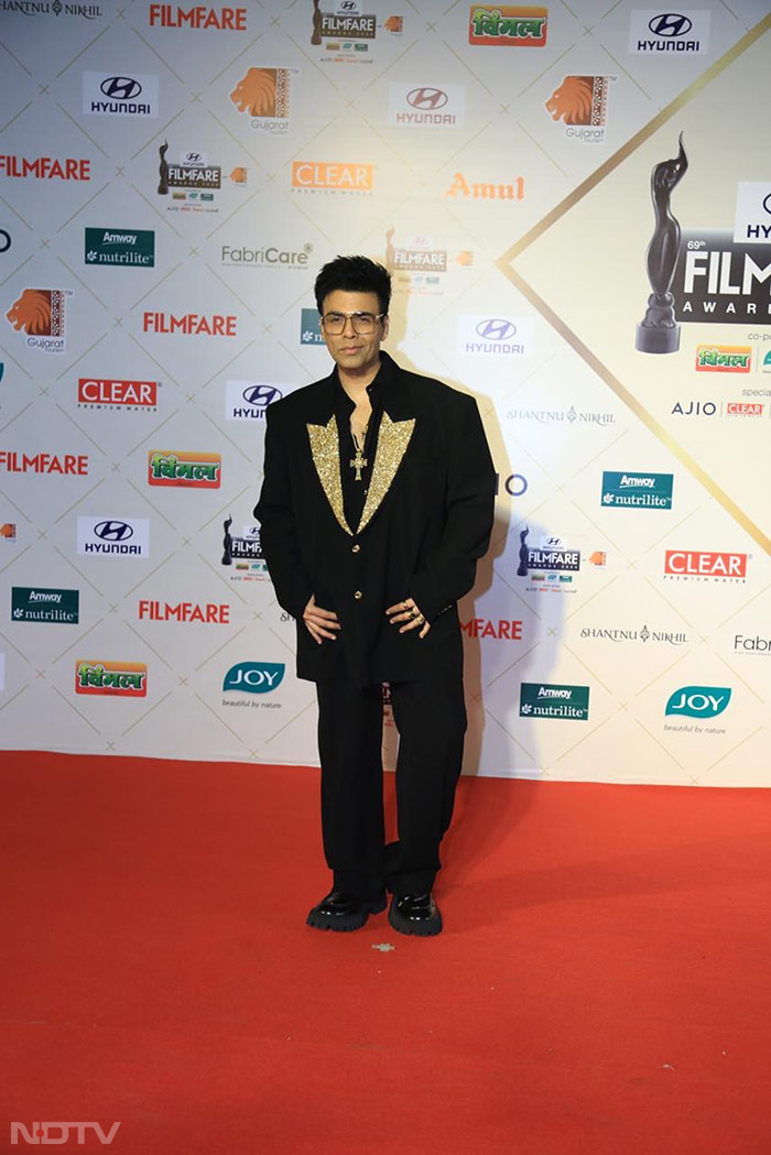 Filmfare Awards 2024: Alia Bhatt, Kareena Kapoor And Other Celebs Walked The Red Carpet In Style