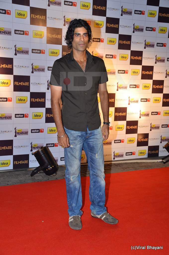 Ash Srk At Filmfare Nominations Event