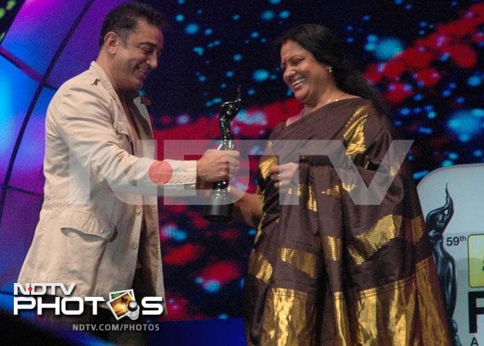 Kamal Haasan, Deepika dazzle at South Filmfare Awards