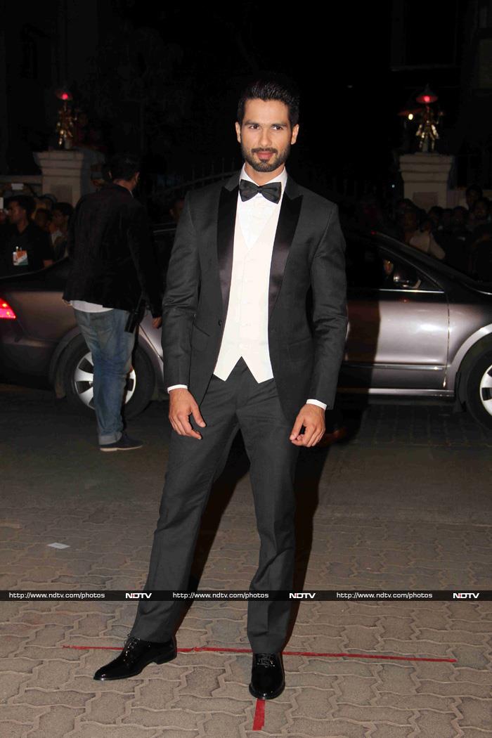 Galaxy of Stars at The Filmfare Awards 2015