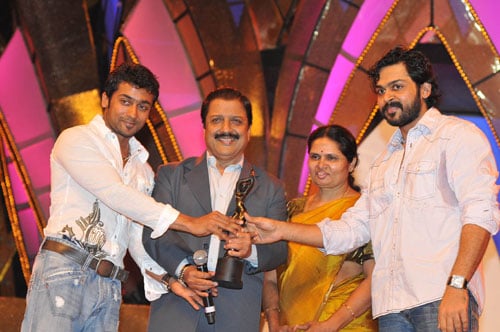 Actor Venkatesh giving away one of the awards.