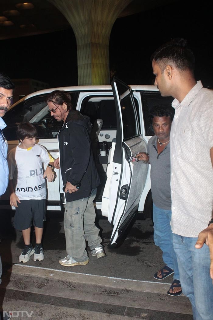 Flying High With Shah Rukh Khan And AbRam