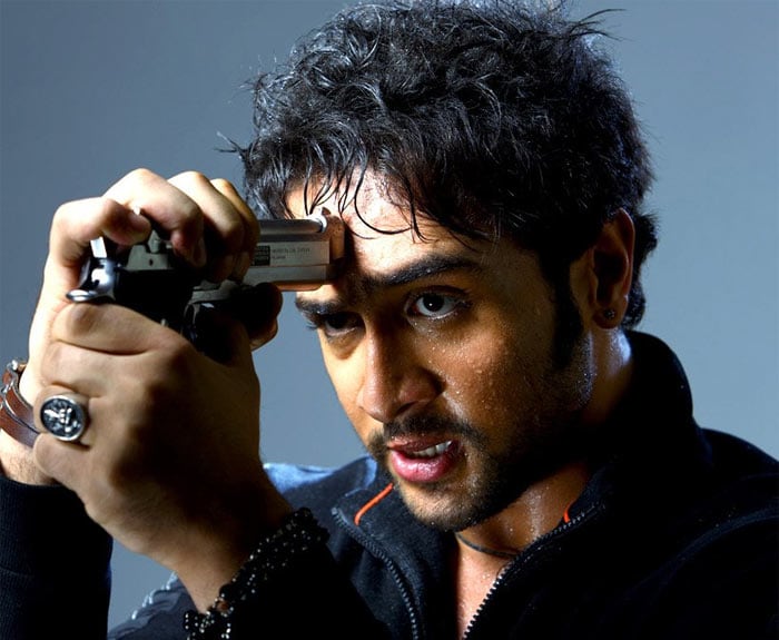 <b>Nominations for Worst Actor of 2009</b><br><br>

3. Adhyayan Suman in <i>Jashnn</i>