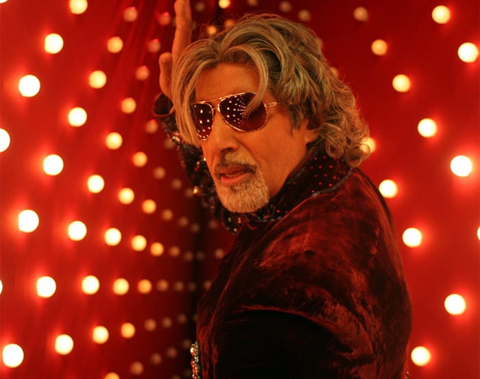 <b>Nominations for the Fashion Disaster of 2009</b><br><br>

1. Amitabh Bachchan's sequined jackets in <i>Aladin</i>