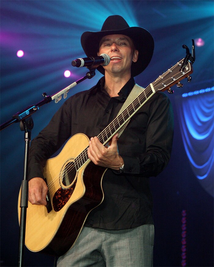 <b>#31. Kenny Chesney</b> (Singer): <b>Pay</b> - US$65 mn / <b>Web Rank</b> - 79 / <b>Press Rank</b> - 75 / <b>TV Rank</b> - 41