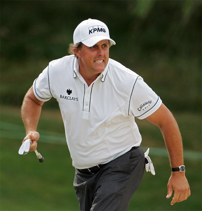 <b>#36. Phil Mickelson</b> (Golfer): <b>Pay</b> - US$40 mn / <b>Web Rank</b> - 97 / <b>Press Rank</b> - 14 / <b>TV Rank</b> - 23