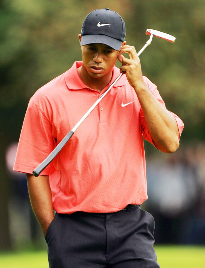 <b>#5. Tiger Woods</b> (Golfer): <b>Pay</b> - US$110 mn / <b>Web Rank</b> - 54 / <b>Press Rank</b> - 4 / <b>TV Rank</b> - 4