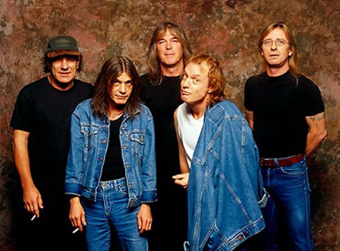 <b>#38: AC/DC</b>