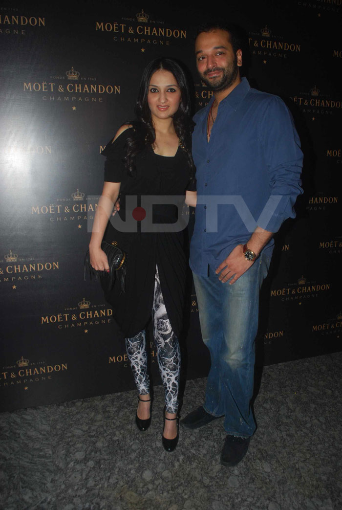 Sussanne, Zayed at Farah\'s party