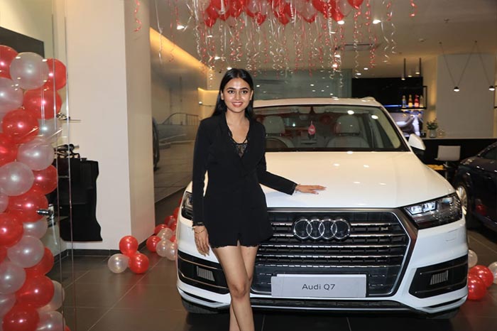 On Tuesday, Tejasswi Prakash bought an Audi Q7