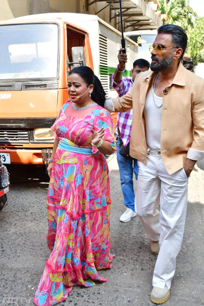 From The Sets Of Dance Deewane: Madhuri Dixit, Suniel Shetty And Others