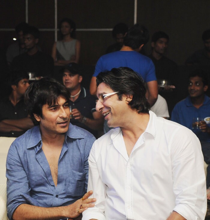 Sharad Kapoor with Wasim Akram at the IPL Nights after party following the 2010 DLF Indian Premier League T20 group stage match between the Kolkata Knight Riders and Mumbai Indians at the ITC Sonar Bangla on April 19, 2010 in Kolkata, India.(Photo: Getty Images)