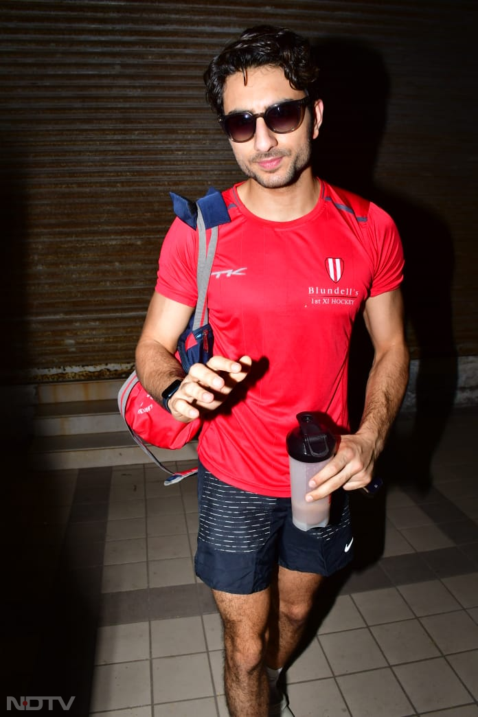 Ibrahim Ali Khan was pictured outside a gym last night. (Image courtesy: Varinder Chawla)