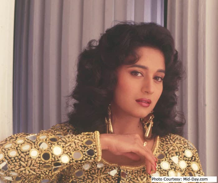 Madhuri's innocence captured by Gautam. (Photo Courtesy</B>:<b><a href='http://mid-day.com'; style='color:#003399'>Mid-Day.com</a></b>)