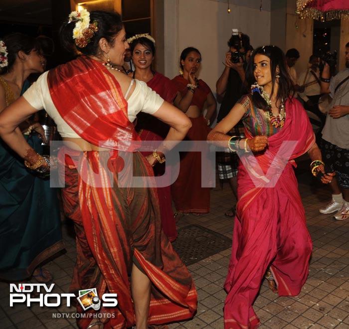 Genelia dances at her pre-wedding function