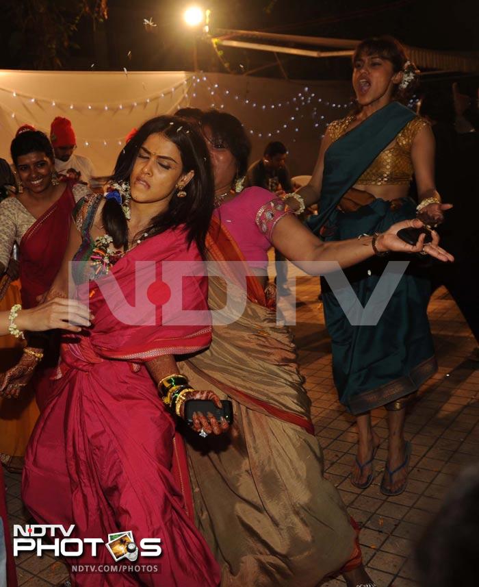 Genelia dances at her pre-wedding function