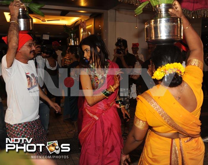 Genelia dances at her pre-wedding function