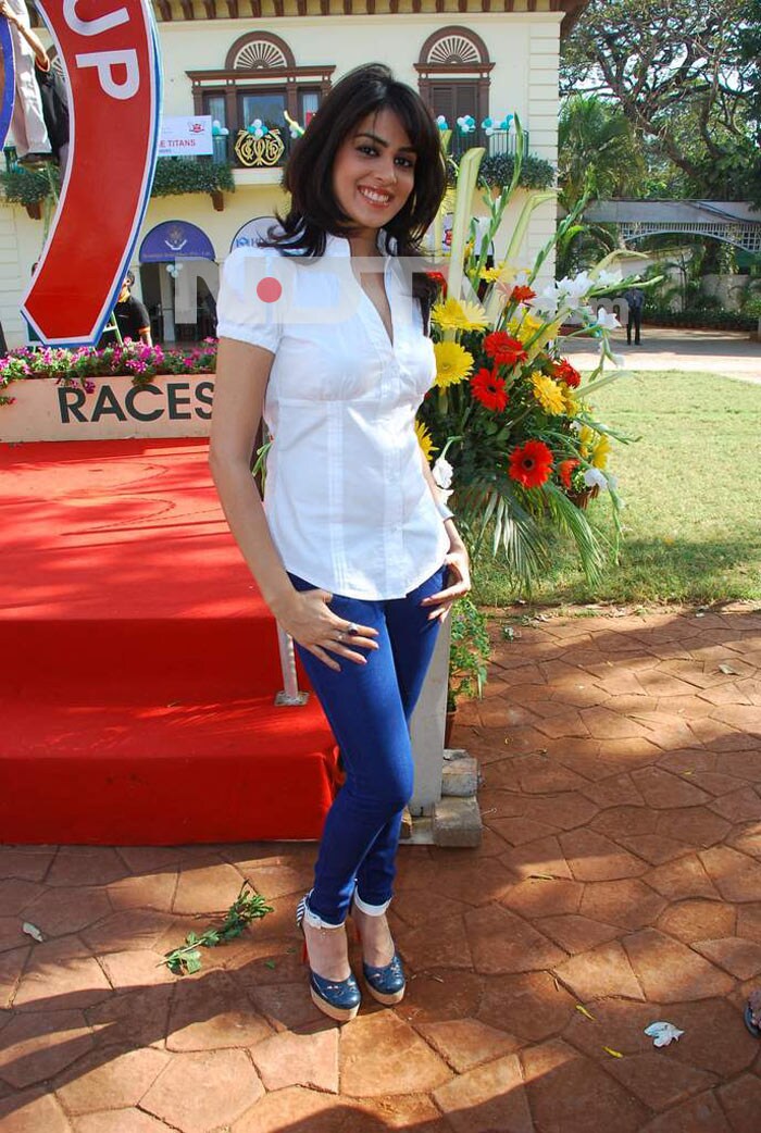 Genelia D'Souza attends Elle Race