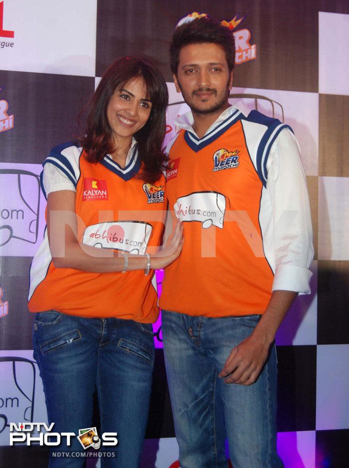 Bowled over by Genelia, Riteish?