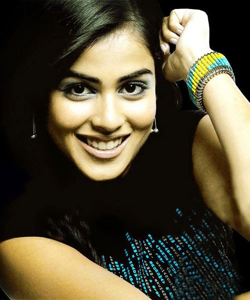 The <I>Jaane Tu...</i> girl has also replaced the dimpled Preity Zinta from Perk ads.