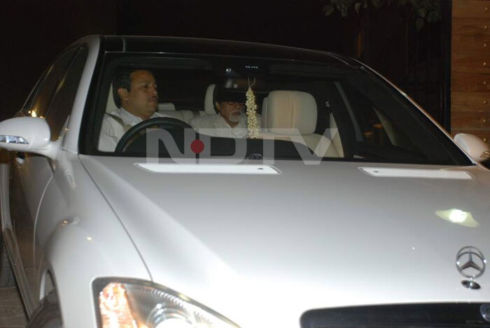 Superstar Amitabh Bachchan attends the special screening of <I>Hum Tum Aur Ghost</I>.