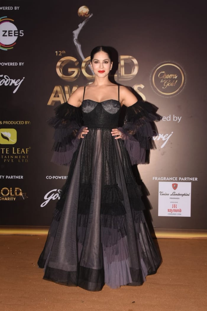 Gold Awards 2019: Sunny Leone, Kubbra Sait, Others Bring Their Fashion A-Game